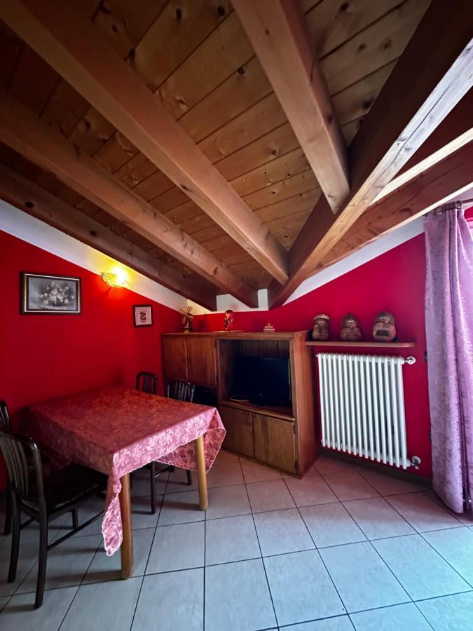 Residence Laguna Beach Pianello Del Lario المظهر الخارجي الصورة