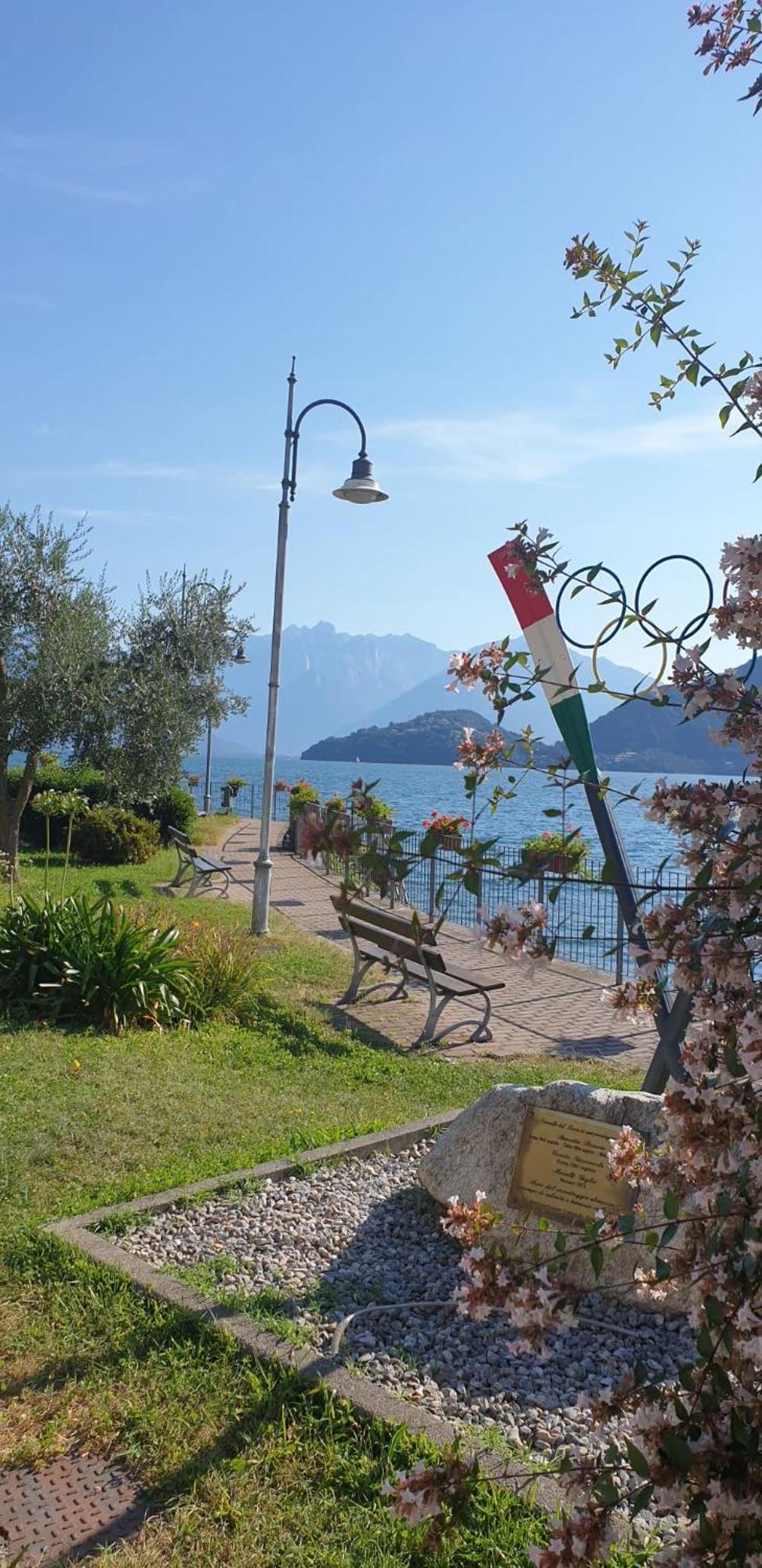 Residence Laguna Beach Pianello Del Lario المظهر الخارجي الصورة