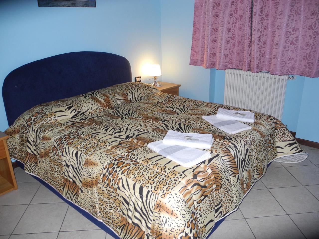 Residence Laguna Beach Pianello Del Lario المظهر الخارجي الصورة