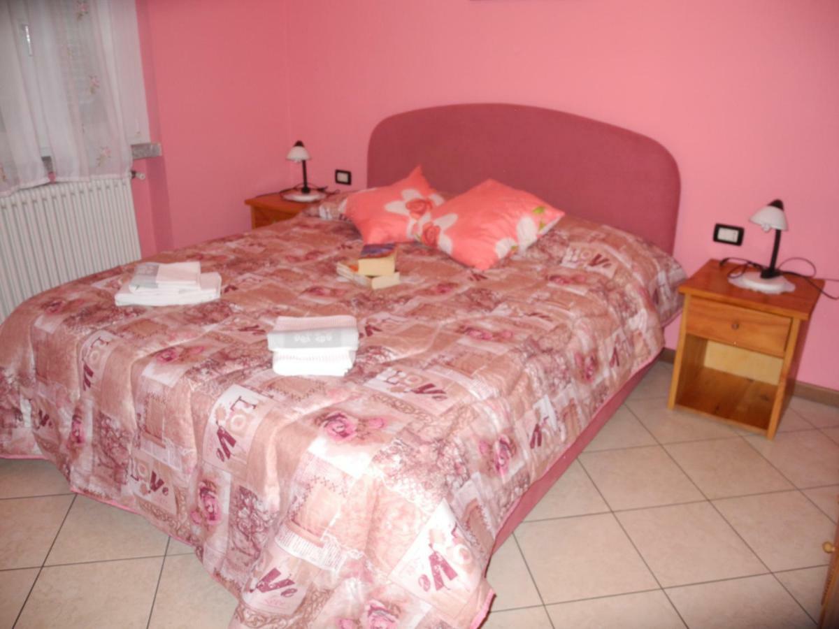 Residence Laguna Beach Pianello Del Lario المظهر الخارجي الصورة